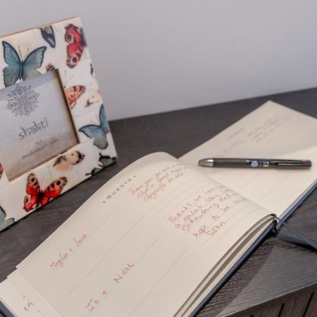 Pass The Keys 1 Bed Albury Contemporary Apartment With Secure Parking Shrewsbury Kültér fotó